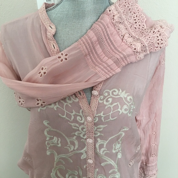 JOHNNY WAS BLOUSE S - Picture 3 of 5